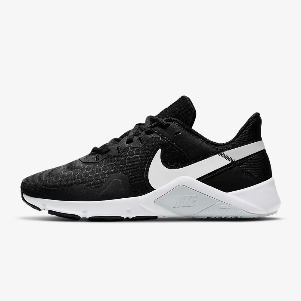Nike Legend Essential 2 Shoes